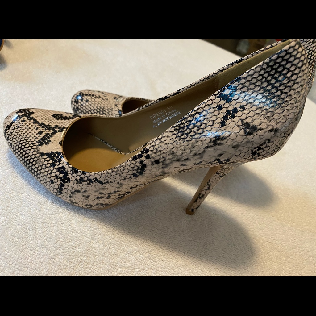 Brand New Heels By Riverberry  Box 42